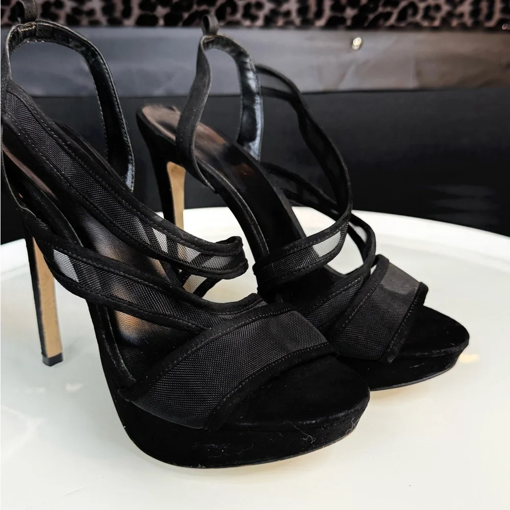 Elegant Black High Heels - Picture 2 of 6